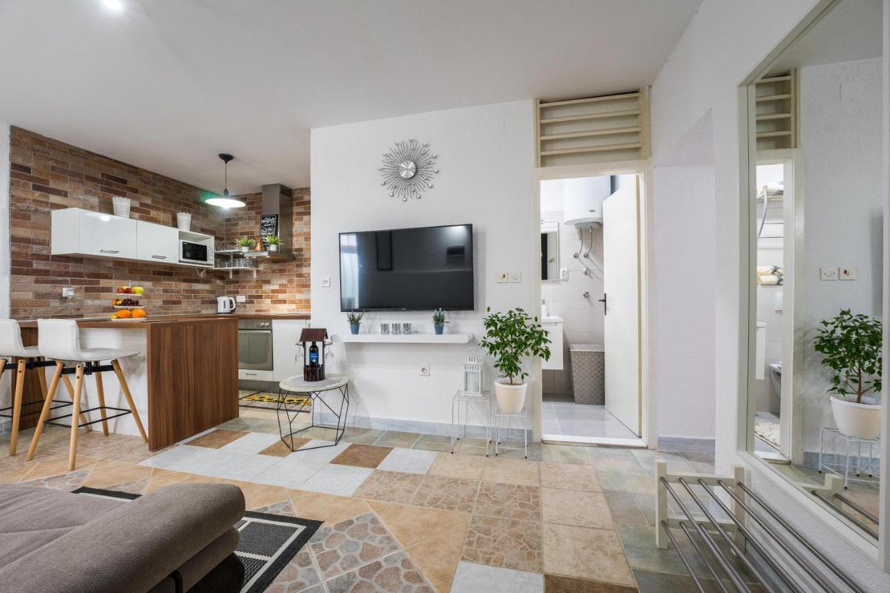 Apartman Evita 扎达尔 外观 照片