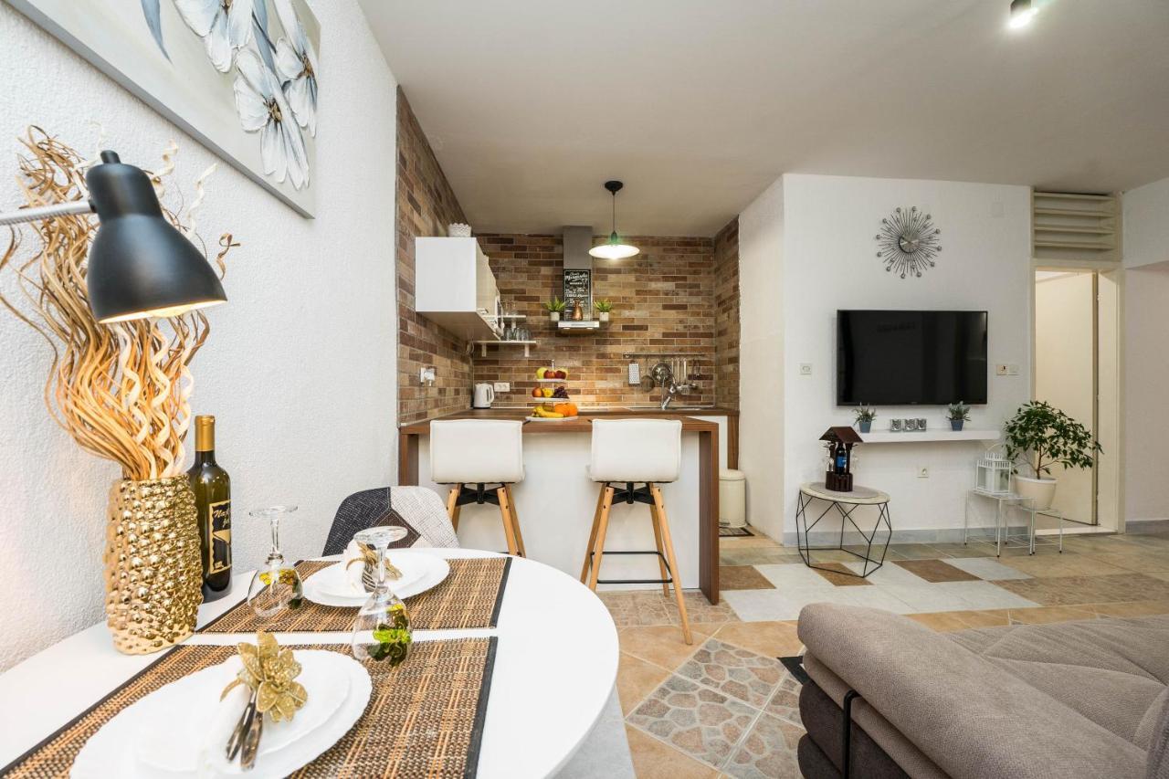 Apartman Evita 扎达尔 外观 照片